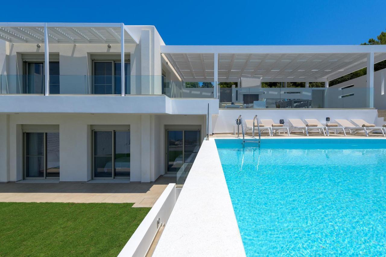 Villa Dione In Pefkos, Lindos Area Exterior photo